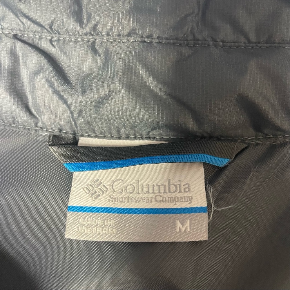 Columbia Thin Puffer Jacket Medium - image 4